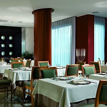 Victoria 3* البندقية